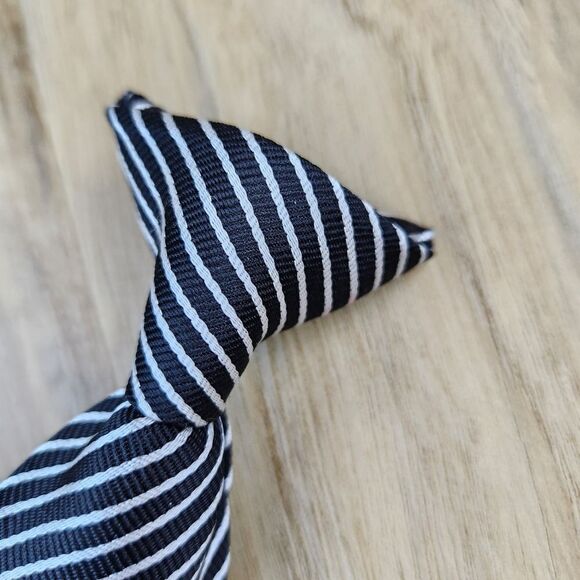 💜Black Striped Pre-Tied Clip-on Tie Youth Large 12/14 - Picture 4 of 8